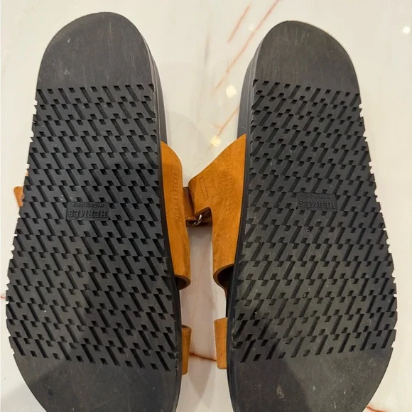 Hermes Chypre Sandals - Picture 4 of 5